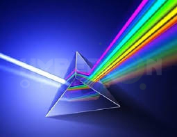 La lentille en diamant rend le système de traitement des matériaux optiques au laser plus léger